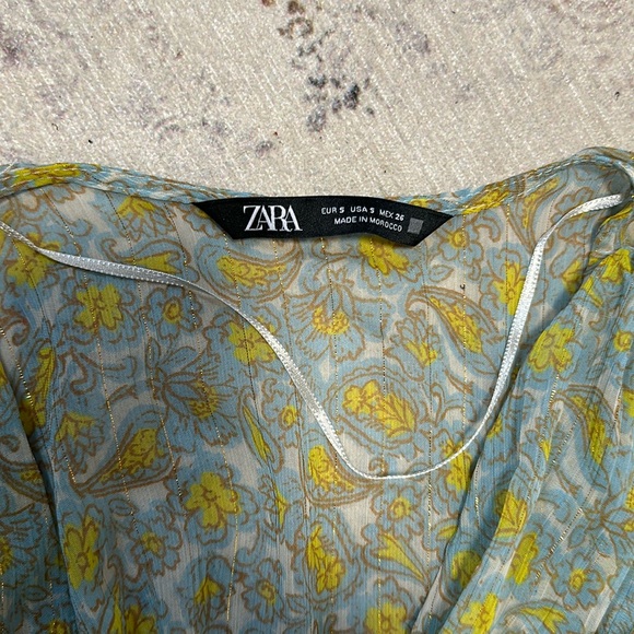 Zara - Chiffon Paisley Pattern Cropped Blouse - Picture 7 of 8